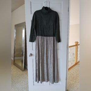 NWT Anthropologie Dark Green Thea Eyelash Maxi Dress